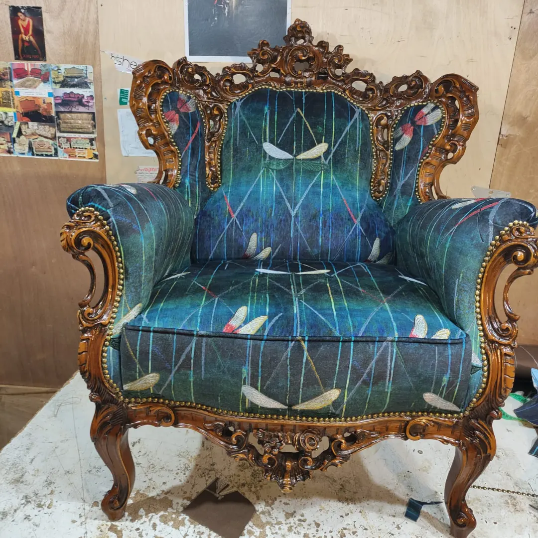 Ремонт мягкой мебели, пошив матрасов и декоративных подушек и т.д