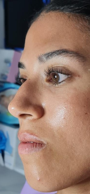 Наращивание и ламинирование ресниц