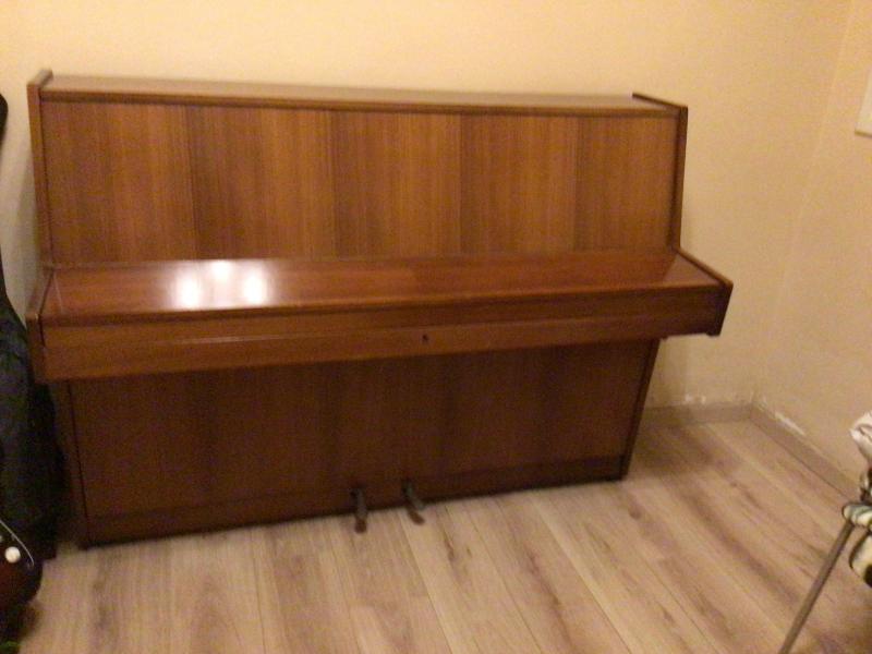 Пианино HOFFMANN& KUHNE. DRESDEN