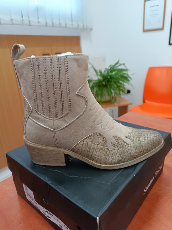 Полусапожки женские