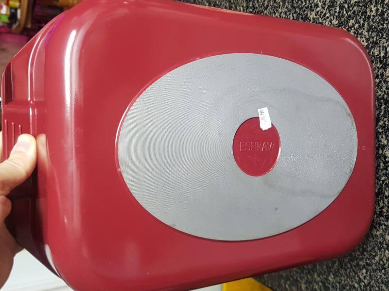 Глубокая посудина с крышкой