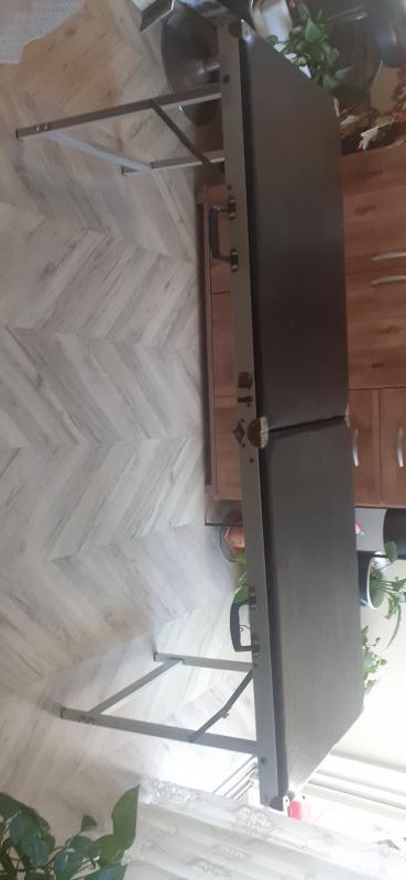 Складной массажный стол в очень хорошем состоянии