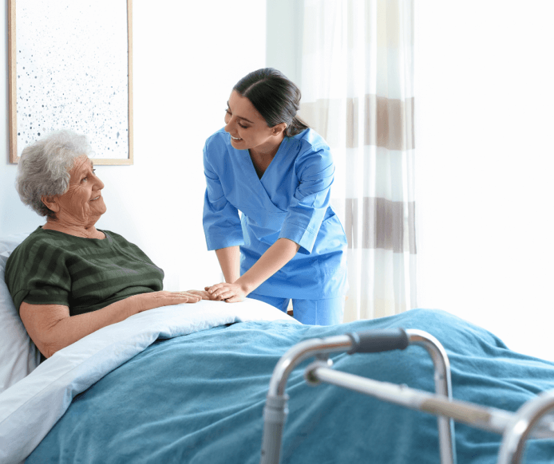 Работники в Дом престарелых