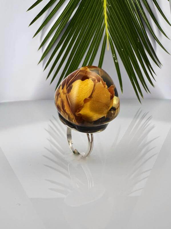 Кольцо с настоящим цветком розы