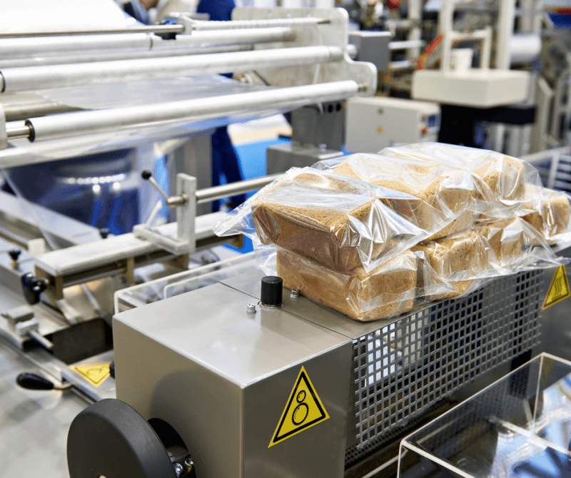 РАБОТНИК/ЦА В ПЕКАРНЮ