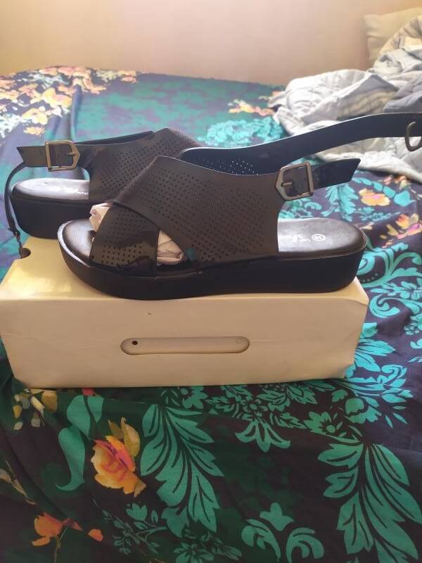 юбки платья сумки обувь джинсы