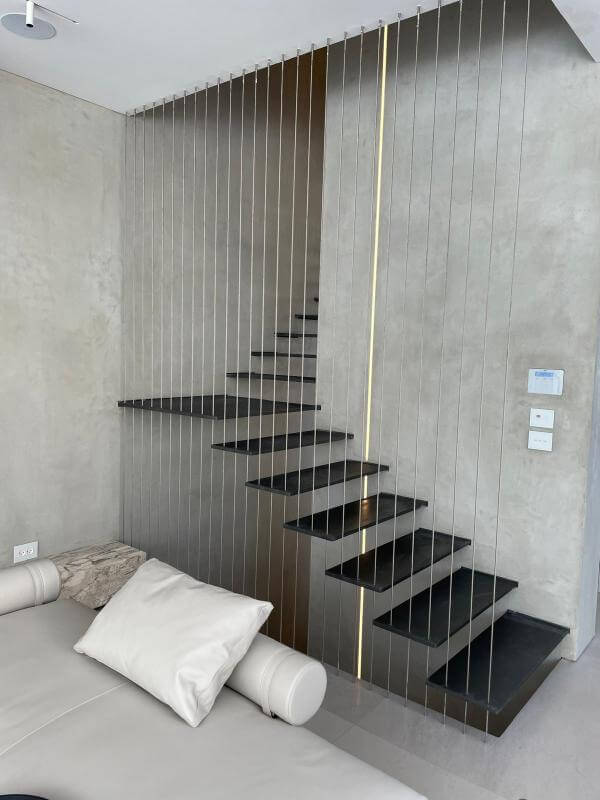 Работники на завод