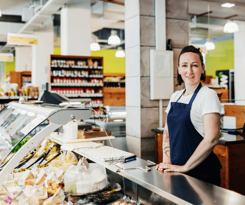 Работники в сеть супермаркетов