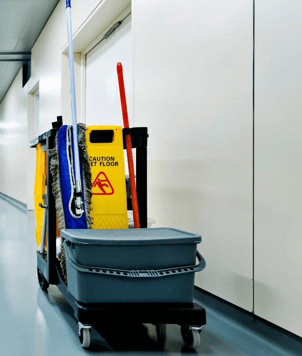 РАБОТНИЦЫ/КИ НА УБОРКУ ОФИСОВ