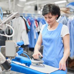 Массажистка