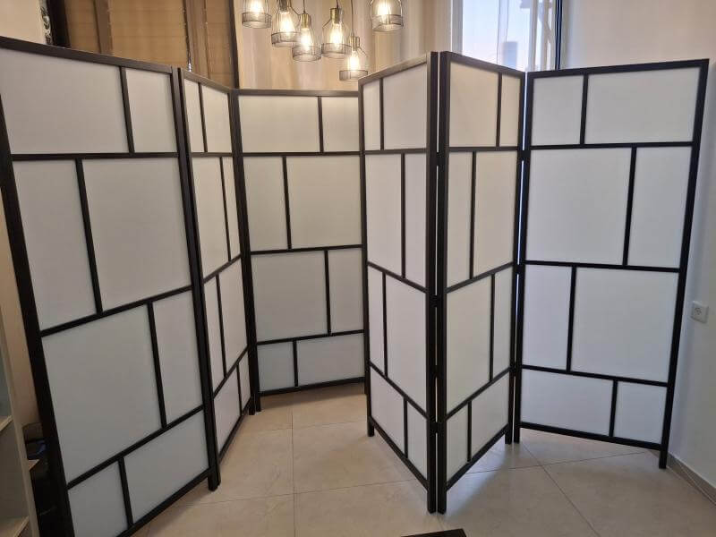 Белая перегородка(шторы)