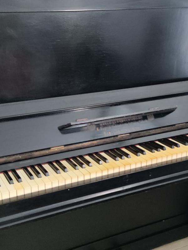 продам пианино