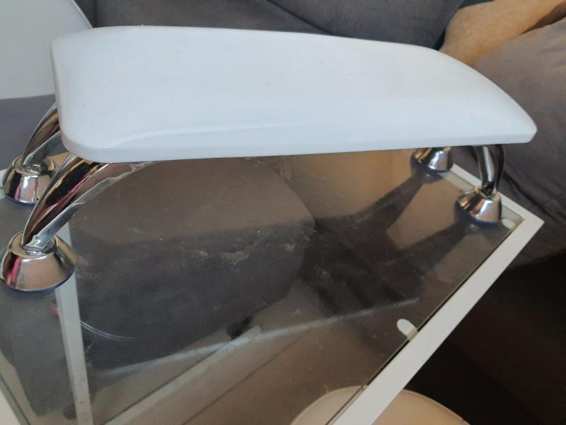 Кушетка кресло для салонов красоты