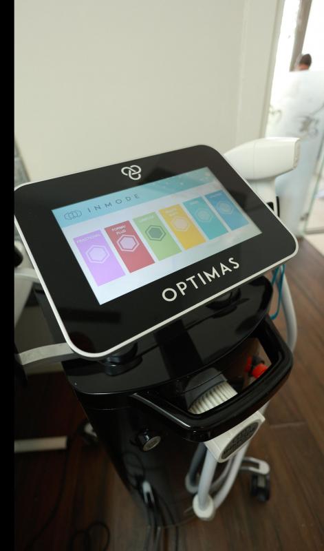 Продаётся премиум клиника эстетической косметологии в Реховоте